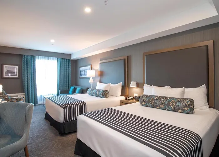 Sandman Signature Ottawa Airport Hotel
